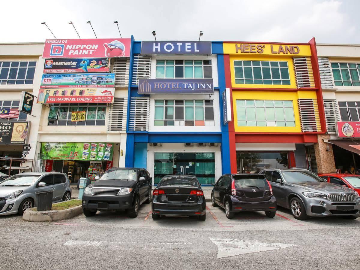 Oyo 90282 Hotel Taj Inn, Seksyen 7 Шах Алам Екстериор снимка